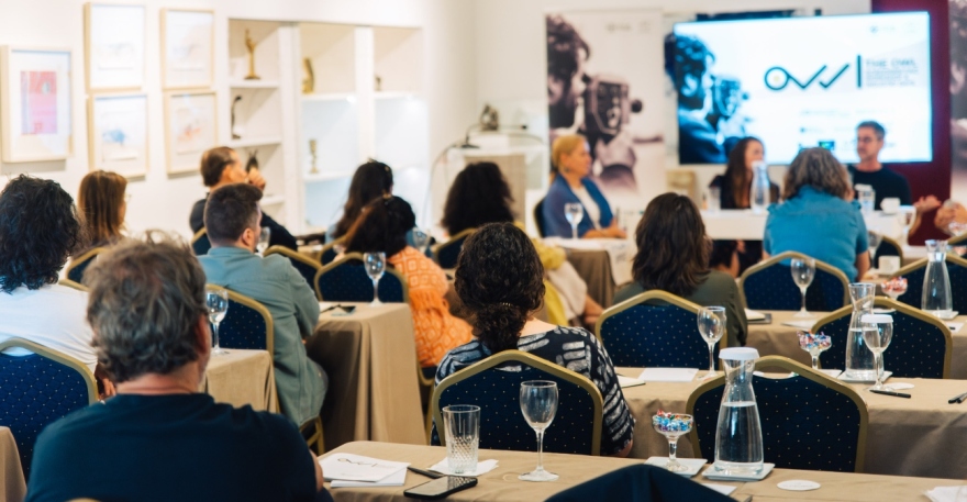 «The Owl»: Η Αθήνα υποδέχεται ξανά Έλληνες και ξένους σεναριογράφους – Ανοίγουν οι αιτήσεις για το 4ο Διεθνές Εργαστήριο Σεναρίου