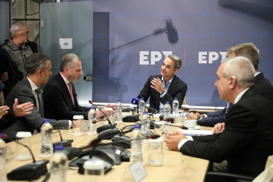 Visiting Mitsotakis in Radio: Step by step we build ERT which Greek citizens want