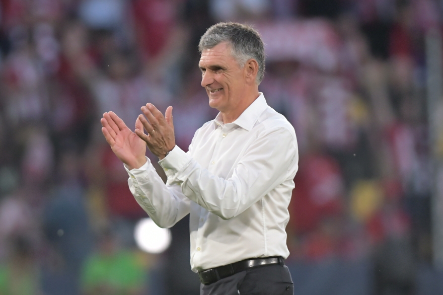 Χοσέ Λουίς Μεντιλίμπαρ: Ο «αντιστάρ» του Ολυμπιακού είναι ο μεγάλος του πρωταγωνιστής - Ο ταπεινός Βάσκος που βρήκε την «Ιθάκη» του στον Πειραιά