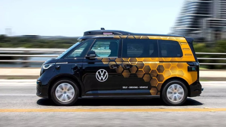 Το VW ID.Buzz γίνεται ρομποταξί