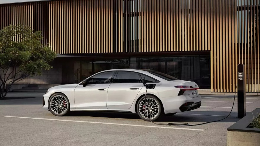 Με αυξημένη ηλεκτρική αυτονομία το Audi A6 PHEV