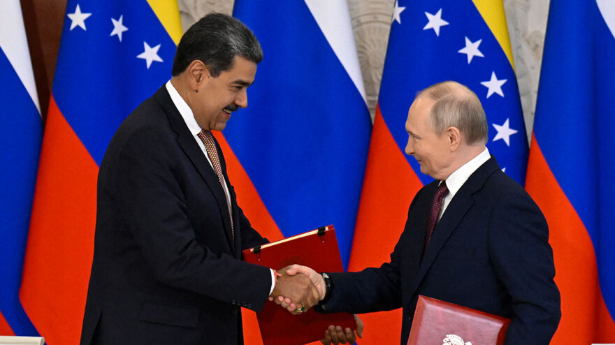 Η «μοναξιά» του Μαδούρο απέναντι στις ΗΠΑ - Απρόθυμες να τον βοηθήσουν Ρωσία και Κίνα