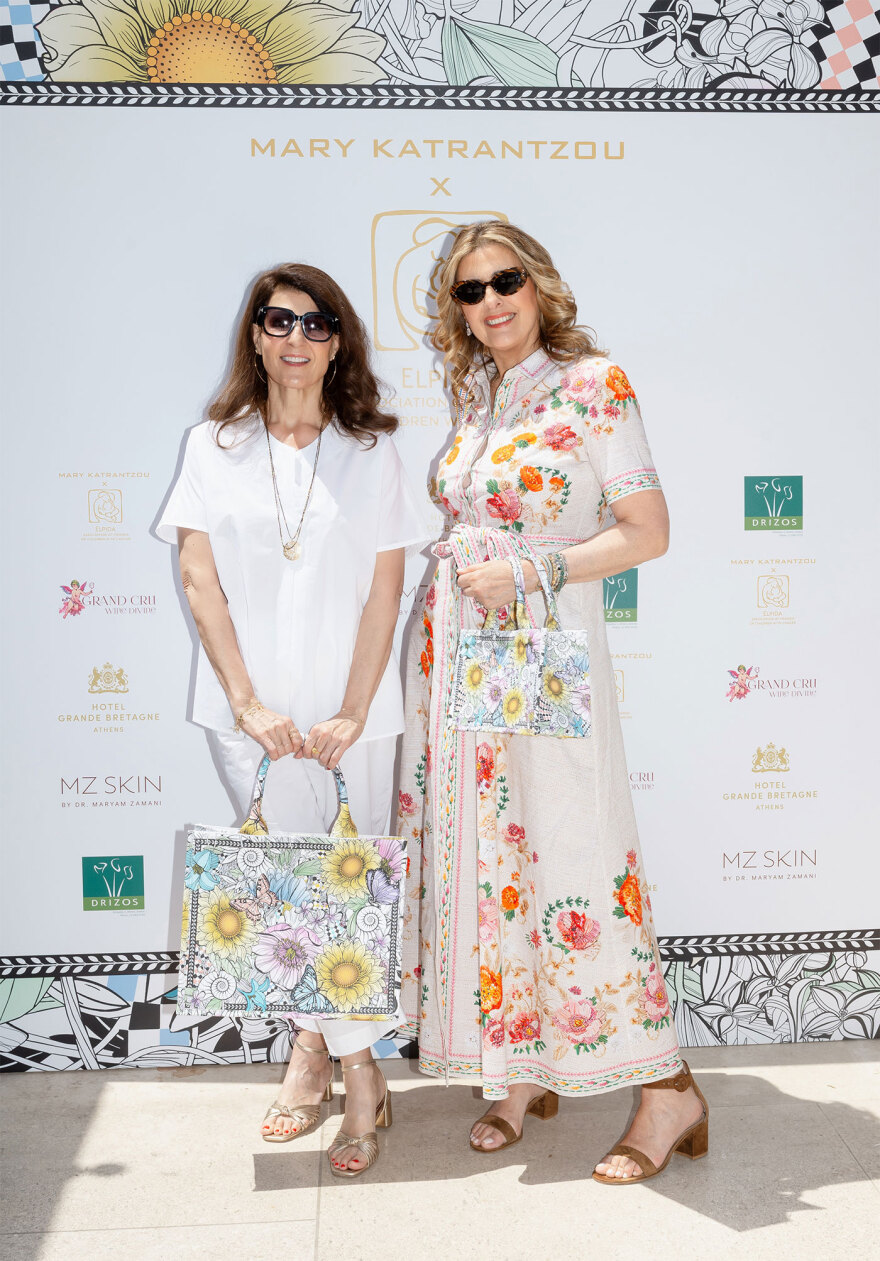 H συλλεκτική τσάντα της Μαίρης Κατράντζου για την ΕΛΠΙΔΑ