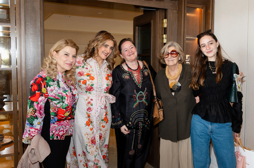 H συλλεκτική τσάντα της Μαίρης Κατράντζου για την ΕΛΠΙΔΑ