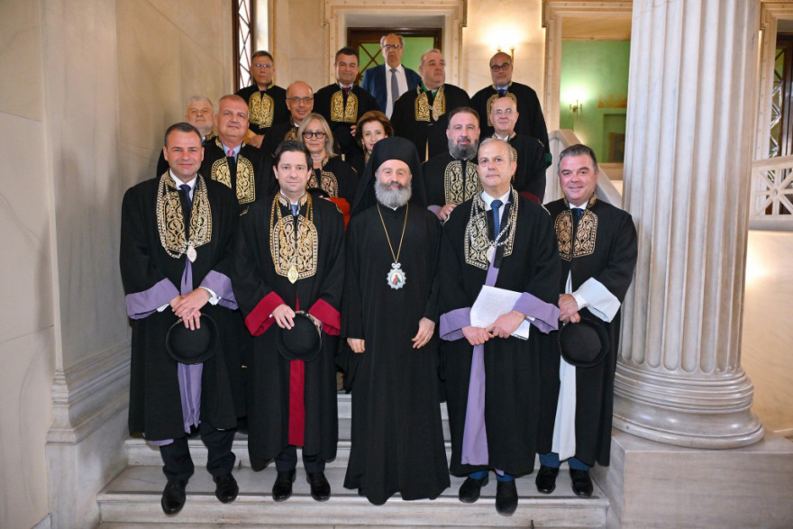 Ο Αρχιεπίσκοπος Αυστραλίας Μακάριος αναγορεύτηκε σε Επίτιμο Διδάκτορα του ΕΚΠΑ
