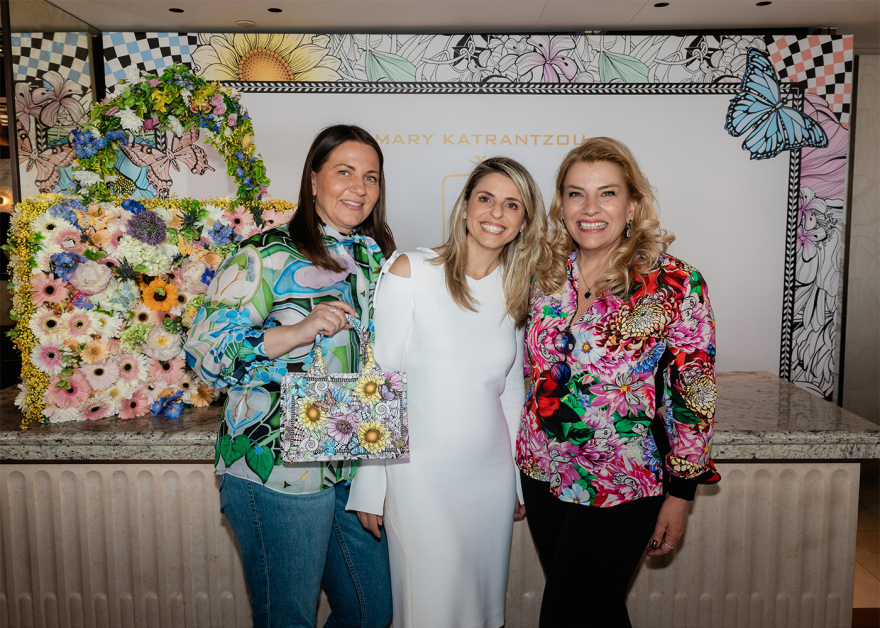 H συλλεκτική τσάντα της Μαίρης Κατράντζου για την ΕΛΠΙΔΑ