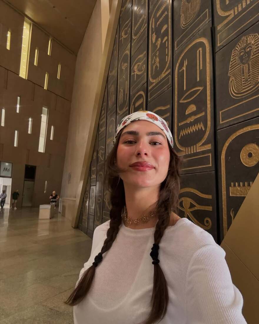 Η Χρύσα Μιχαλοπούλου ταξίδεψε στην Αίγυπτο - Δείτε φωτογραφίες
