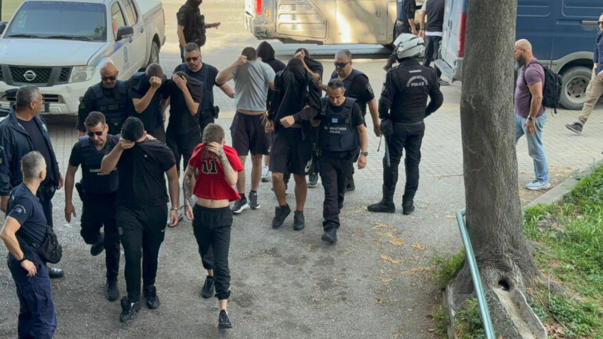 Θεσσαλονίκη: Στον εισαγγελέα οι 28 συλληφθέντες της ακροδεξιάς οργάνωσης Θεσσαλονίκη: Στον εισαγγελέα οι 28 συλληφθέντες της ακροδεξιάς οργάνωσης - Δείτε βίντεο
