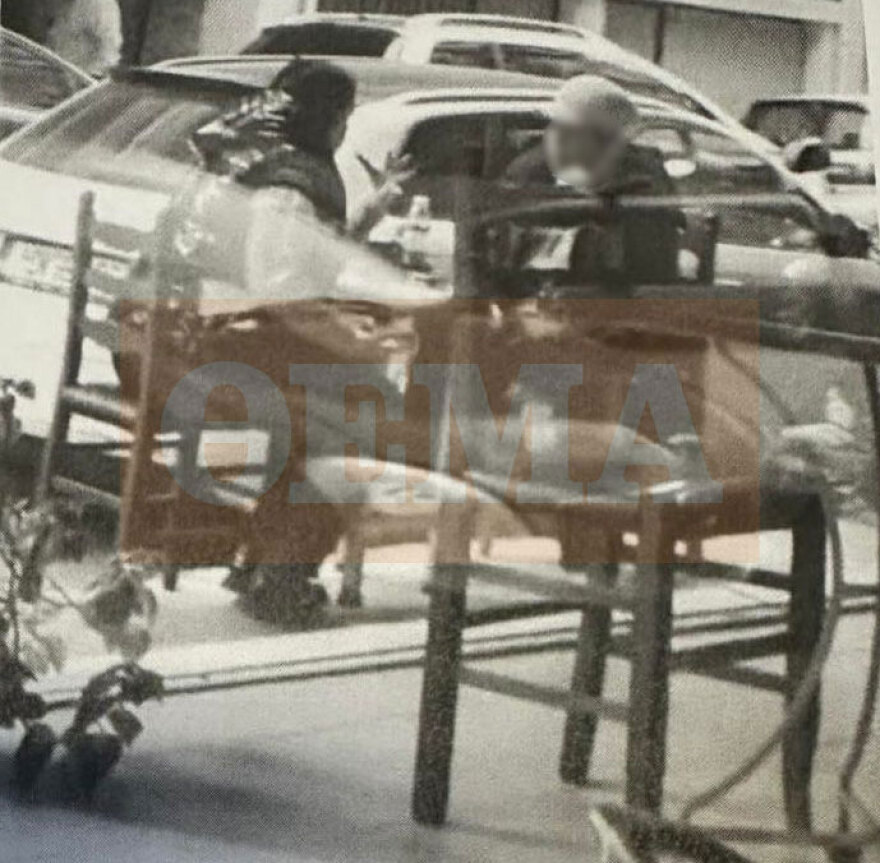 Φωτογραφίες ντοκουμέντα από το κύκλωμα στα κτηματολόγια - Συναλλαγές σε δημόσιους χώρους και αποκαλυπτικοί διάλογοι