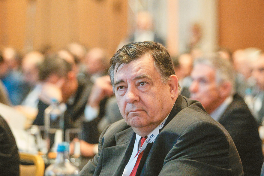 Στο Ελεγκτικό Συνέδριο τα €5,5 εκατ. του Γιώργου Καρατζαφέρη Στο Ελεγκτικό Συνέδριο τα €5,5 εκατ. του Γιώργου Καρατζαφέρη
