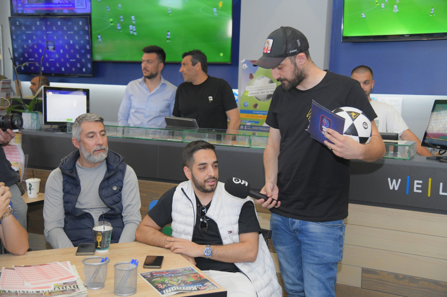 Χάρης Κοπιτσής και Γιώργος Λιβάνης στο pre-game show του Πάμε Στοίχημα Football Party by Gazzetta