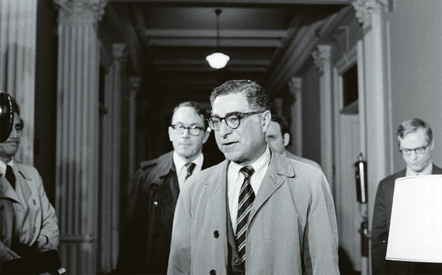 Νίκολας Λεοντίρης: Ο Έλληνας της CIA που κυνήγησε τον Τσε