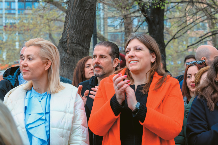 Ο δεκάλογος της... ήττας για την Κεντροαριστερά – Γιατί αδυνατεί να αφουγκραστεί την κοινωνία