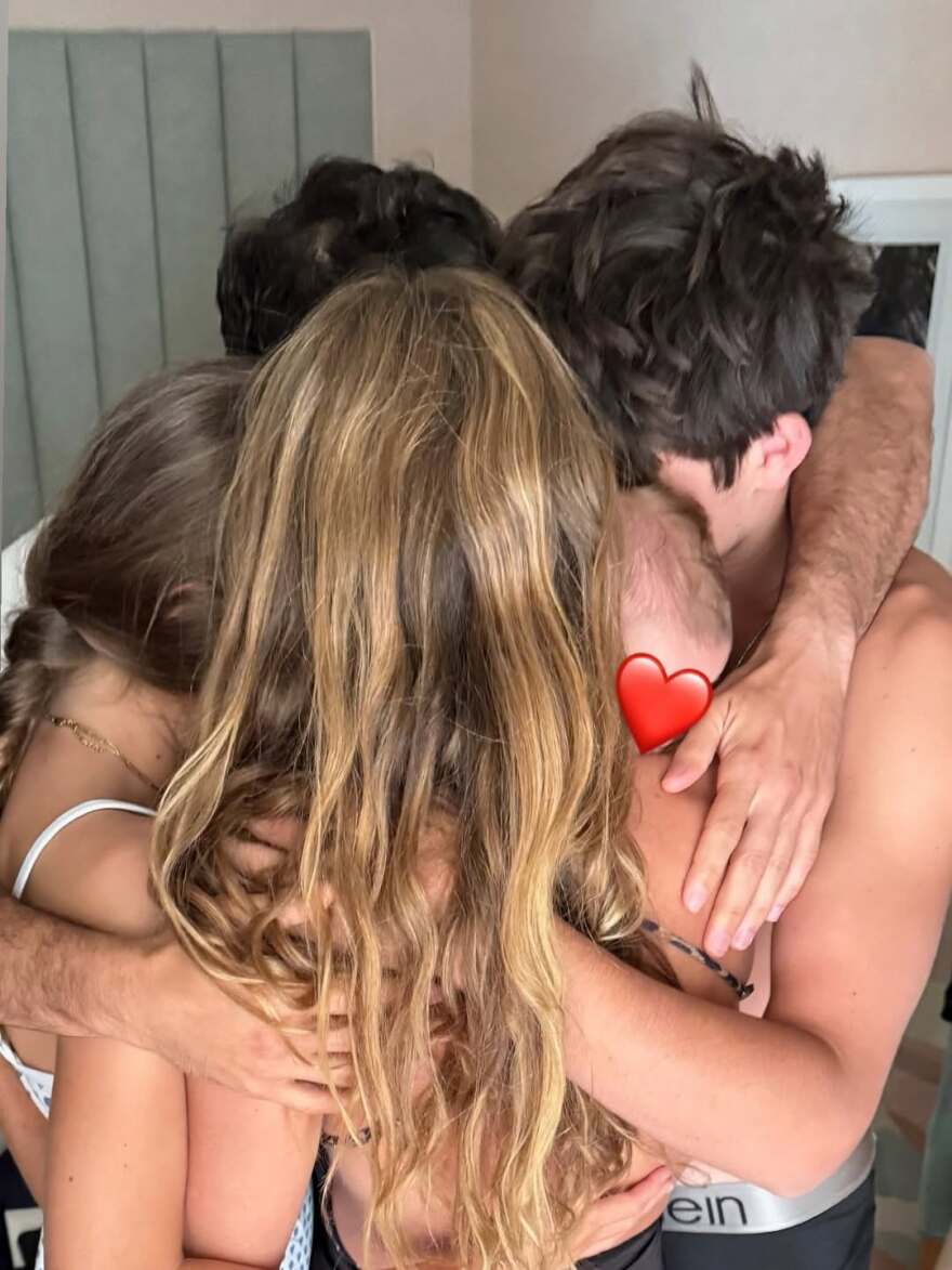 Η Ζιζέλ Μπούντχεν δημοσίευσε τις πρώτες φωτογραφίες με τον τριών μηνών γιο της: «Η καρδιά μου είναι γεμάτη»