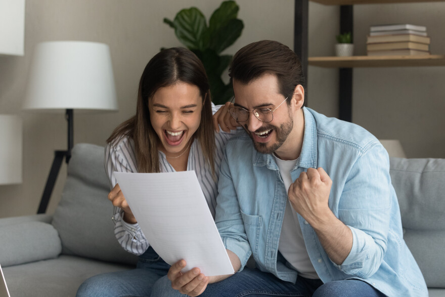 Ο έξυπνος συνδυασμός για το πορτοφόλι σας: Κινητή τηλεφωνία και Ενέργεια σε μία προσφορά!