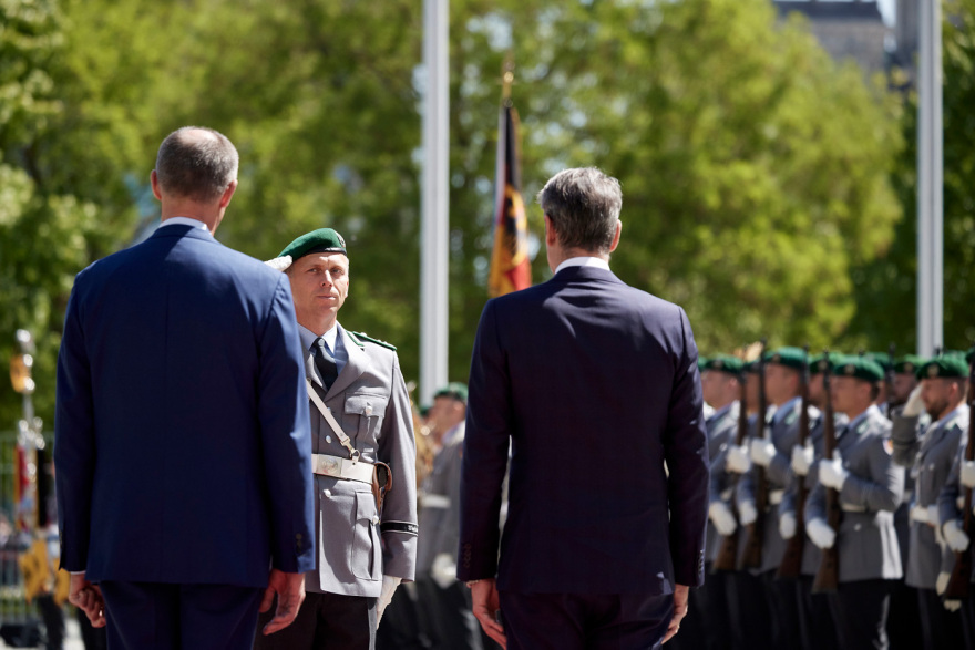 Δείτε live τις δηλώσεις Μητσοτάκη - Μερτς στο Βερολίνο