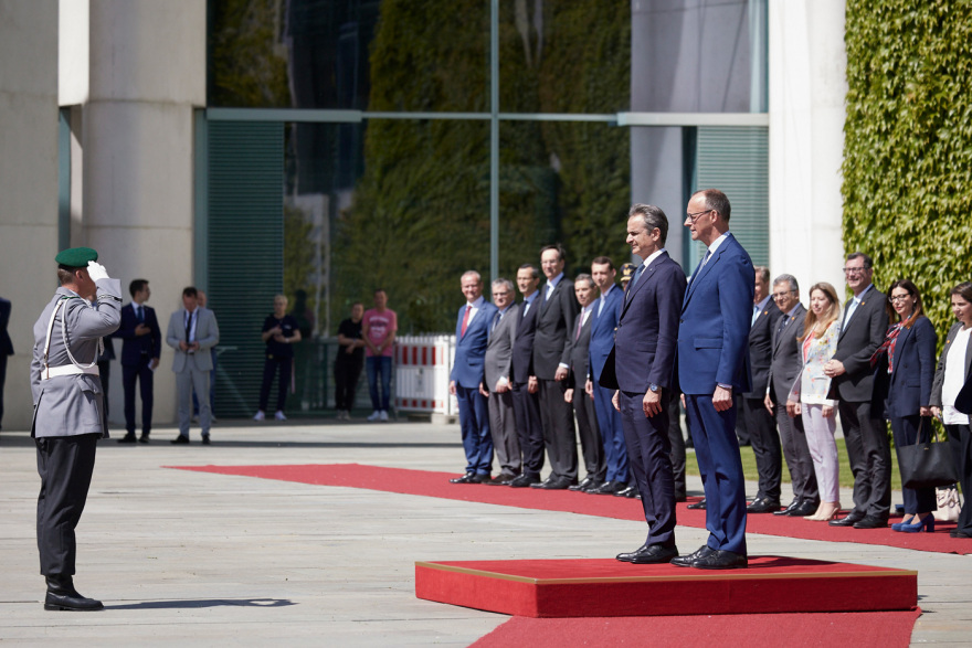 Δείτε live τις δηλώσεις Μητσοτάκη - Μερτς στο Βερολίνο