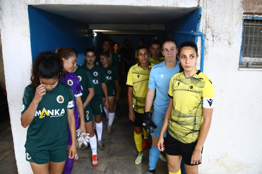 Κύπελλο ποδοσφαίρου γυναικών: Παναθηναϊκός και ΑΕΚ θα μονομαχήσουν για την κούπα στον τελικό 