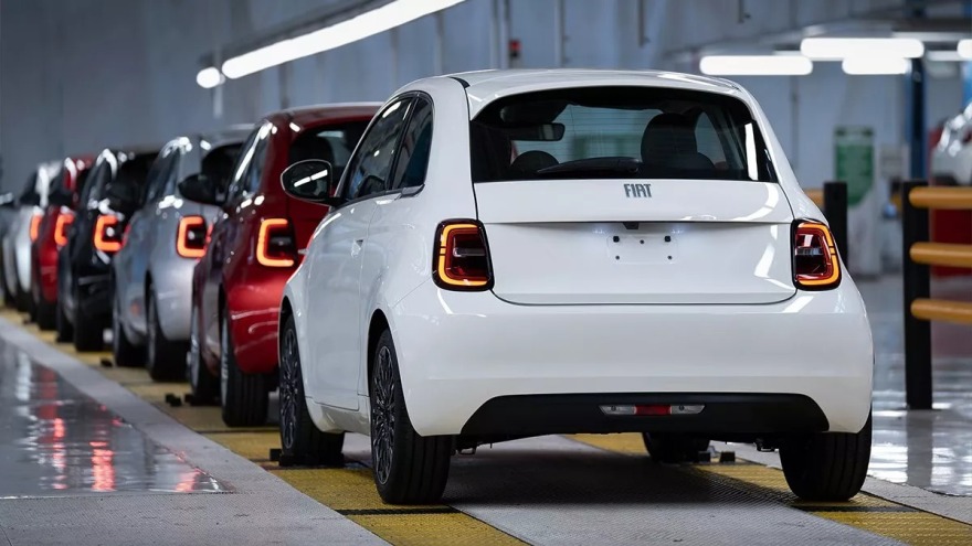 Έρχεται το Fiat 500 Hybrid