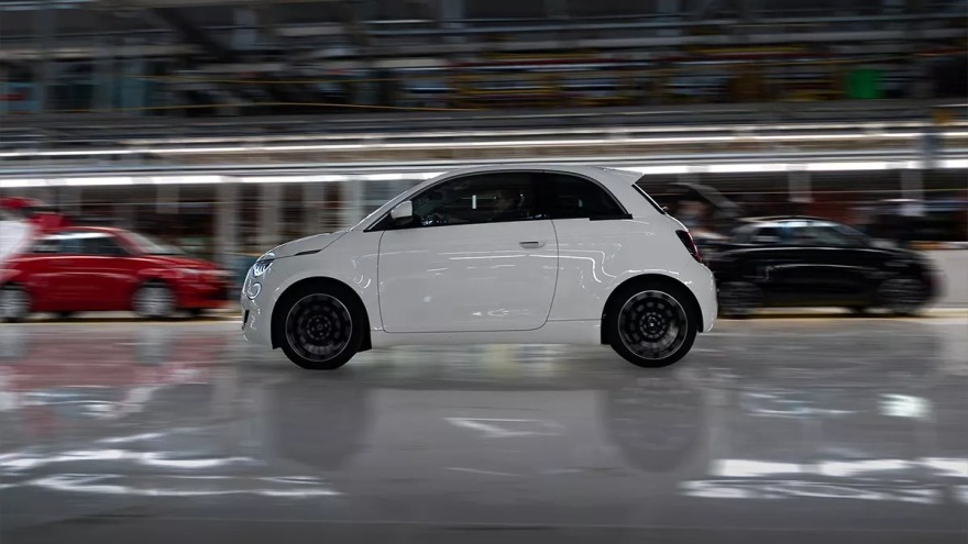 Έρχεται το Fiat 500 Hybrid