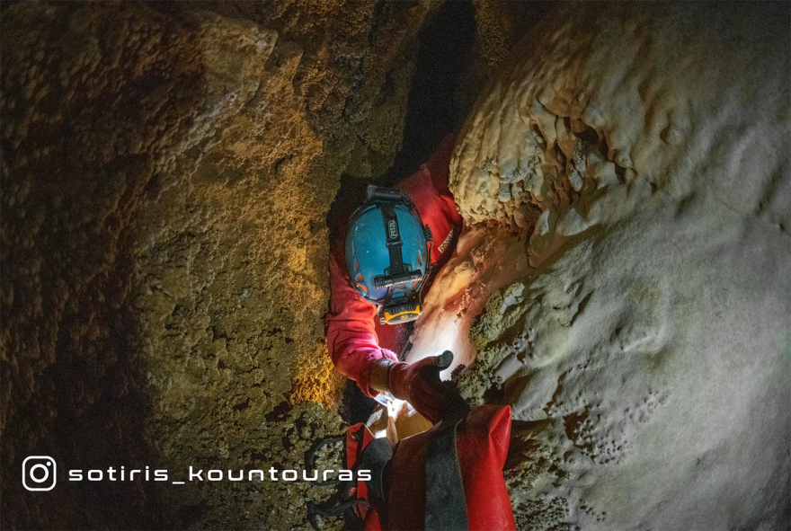 «Ο Βόθωνας του Γάλλου», το βαθύτερο σπήλαιο των Κυκλάδων, ανακαλύφθηκε πριν από λίγους μήνες - Δείτε φωτογραφίες