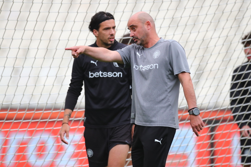 ΟΦΗ: Παρουσία Μπούση προπονήθηκε στο ΟΑΚΑ πριν τον τελικό με τον Ολυμπιακό 