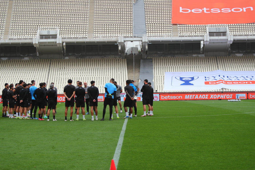 ΟΦΗ: Παρουσία Μπούση προπονήθηκε στο ΟΑΚΑ πριν τον τελικό με τον Ολυμπιακό 