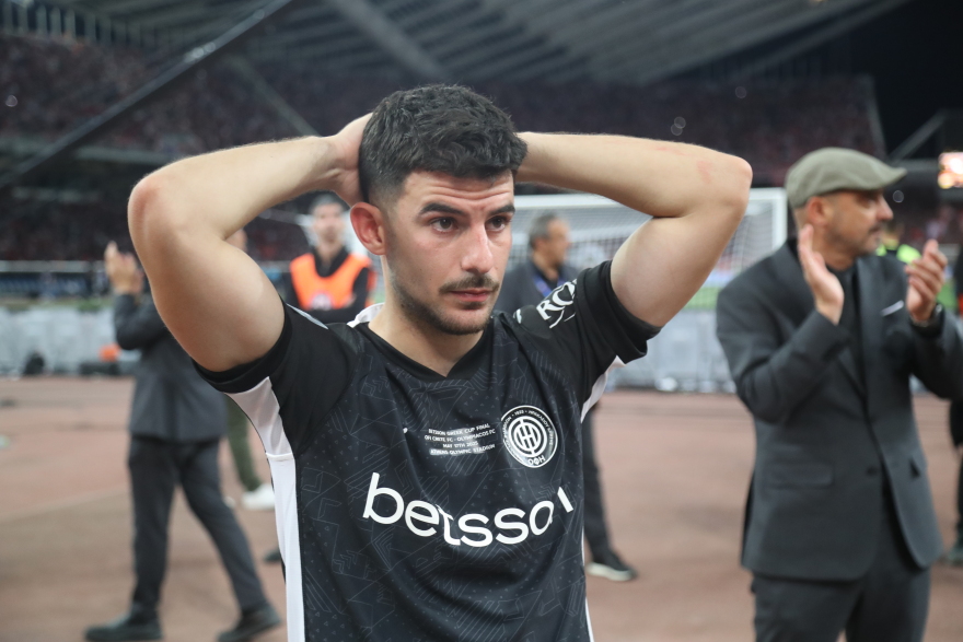 Απαρηγόρητοι οι παίκτες του ΟΦΗ μετά τη λήξη του τελικού - «Λύγισαν» Μπάκιτς, Νέιρα και Λαμπρόπουλος - Βίντεο