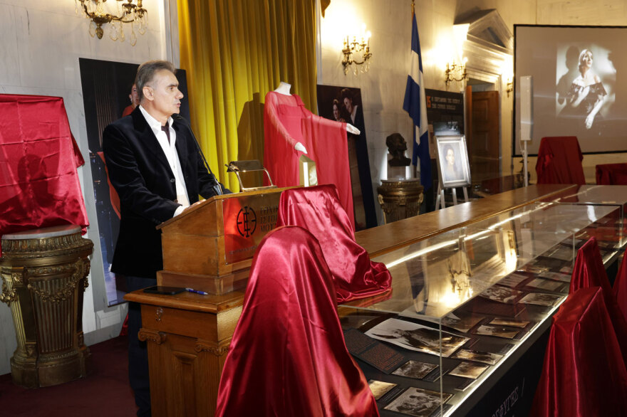 Μαρία Κάλλας: Αφιέρωμα στη divina με σπάνια έργα ζωγραφικής και γλυπτικής - Οι εμφανίσεις στο Μέγαρο Παλαιάς Βουλής