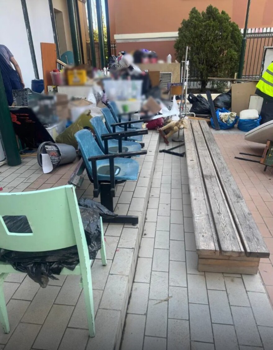 Νέα έρευνα σε υπό κατάληψη χώρο στο κτίριο της Νομικής – Τι εντόπισε η ΕΛΑΣ