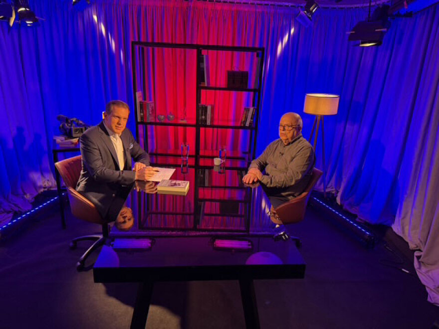 Γιάννης Ξανθούλης στο protothema: Η νεοελληνική μας νεύρωση είναι ο σαχλός πλουτισμός και να υιοθετούμε μόδες