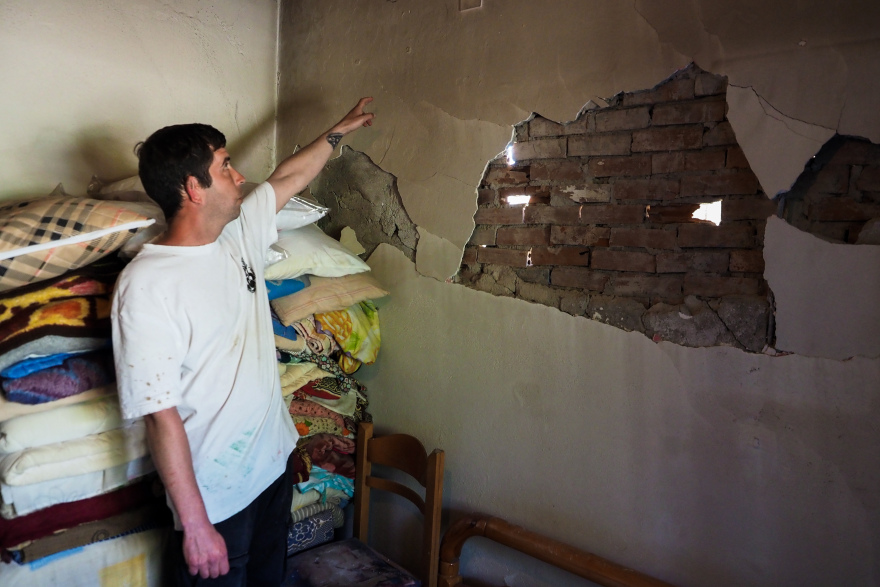 Ανησυχία για τους σεισμούς στην Εύβοια: Προς κατεδάφιση 3 σπίτια, ζημιές σε πάνω από 50 - Δείτε βίντεο και φωτογραφίες