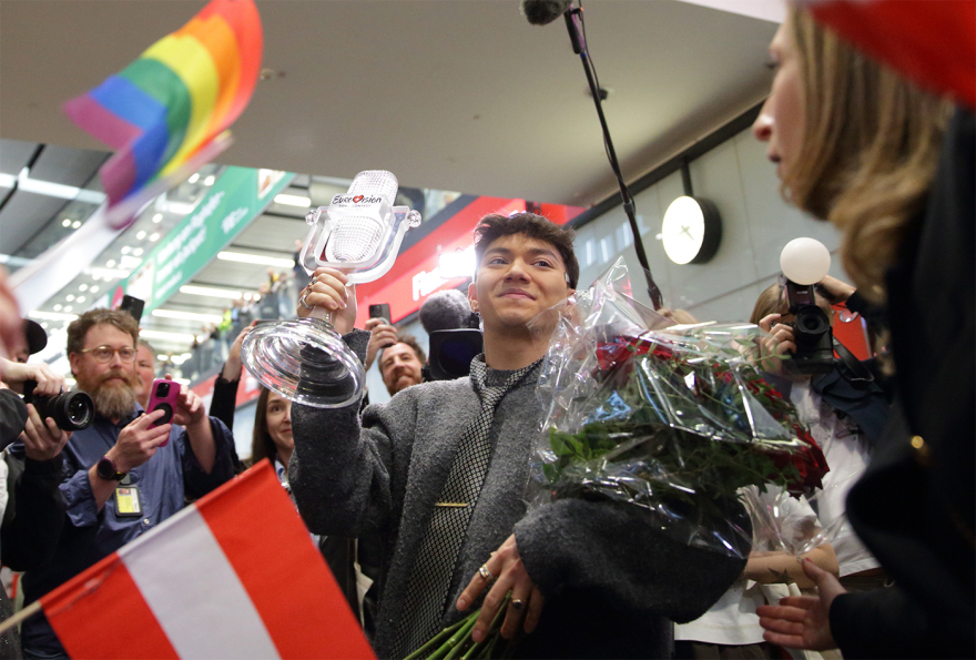 Eurovision 2025: Η επιστροφή του JJ στην Αυστρία και η αποθέωση του κόσμου στον μεγάλο νικητή του μουσικού διαγωνισμού
