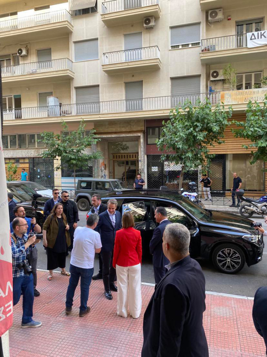 Μητσοτάκης στο Υπουργείο Υγείας: Νέος τηλεφωνικός αριθμός, 1566, για οποιαδήποτε απορία σχετικά με το ΕΣΥ, μέχρι τις 15 Ιουλίου