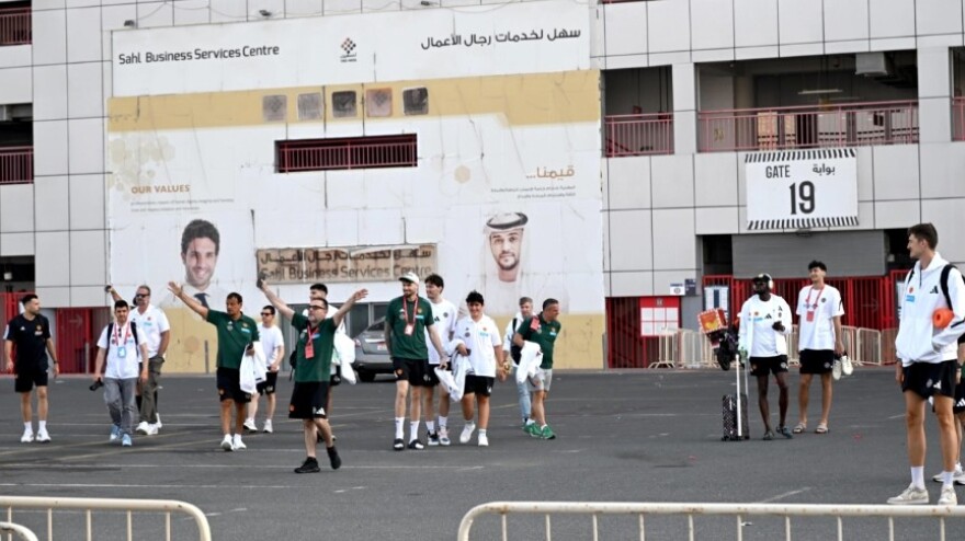 Euroleague: Αντίστροφη μέτρηση για το τζάμπολ στο Άμπου Ντάμπι - Σήμερα φτάνουν οι πρώτοι οπαδοί
