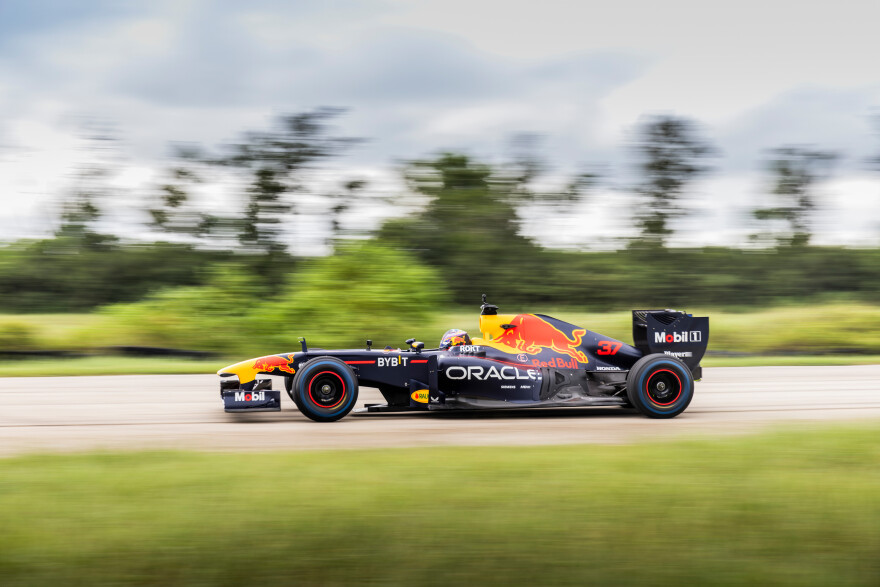 Το αεροδρόμιο του Τατοϊου μετατρέπεται σε πίστα! 