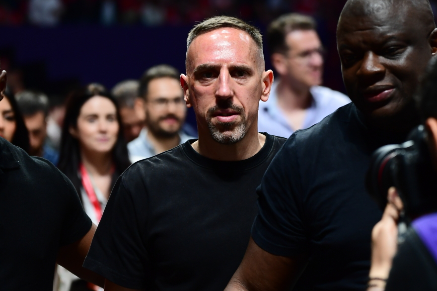 Άμπου Ντάμπι 2025: Βλέπει Ολυμπιακός - Μονακό ο Φρανκ Ριμπερί