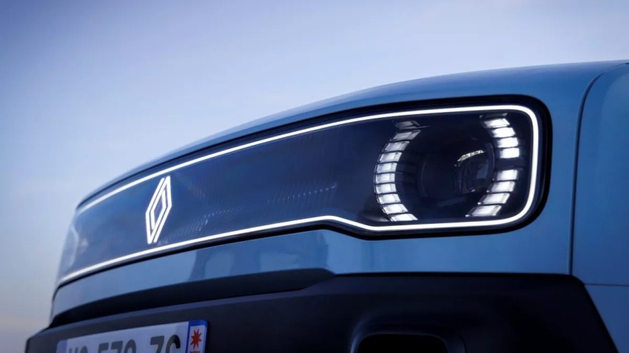 Οδηγούμε το νέο Renault 4 E-Tech Electric 