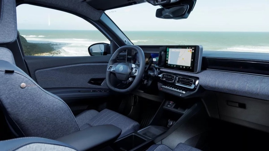 Οδηγούμε το νέο Renault 4 E-Tech Electric 