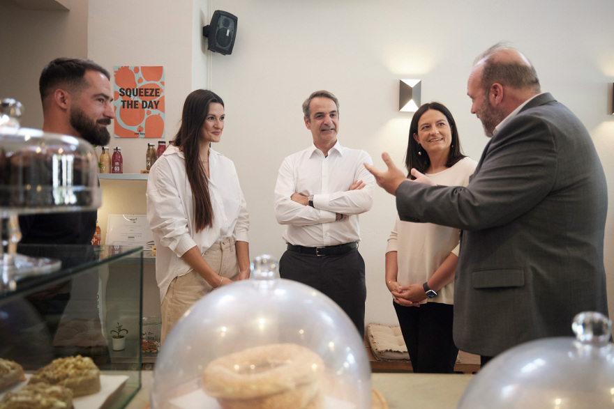 Mitsotakis: Visit DBA's