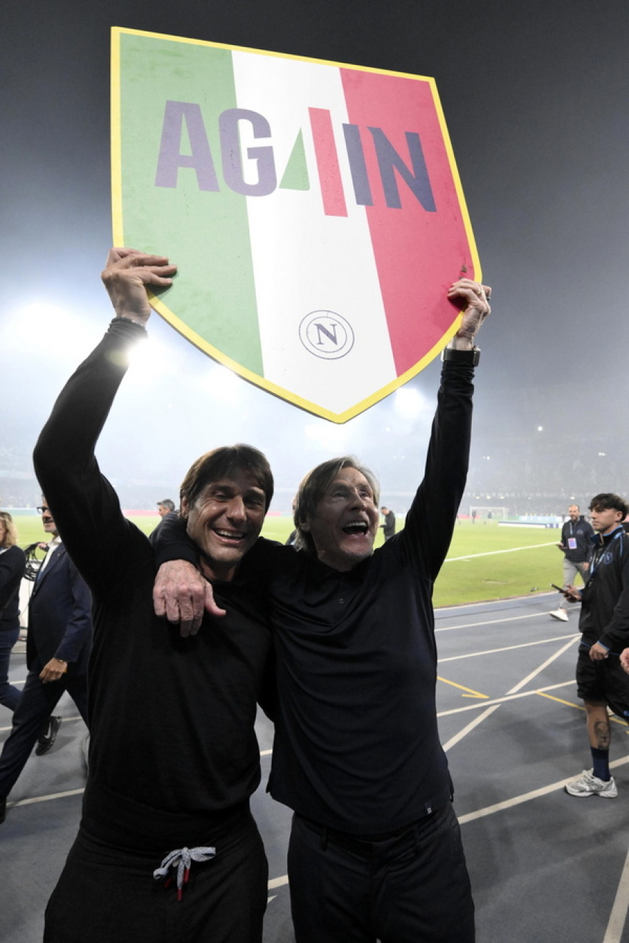 Αντόνιο Κόντε: Ο άνθρωπος που έκανε τη Νάπολι να ονειρεύεται ξανά - Η πορεία προς το μαγικό 4ο σκουντέτο