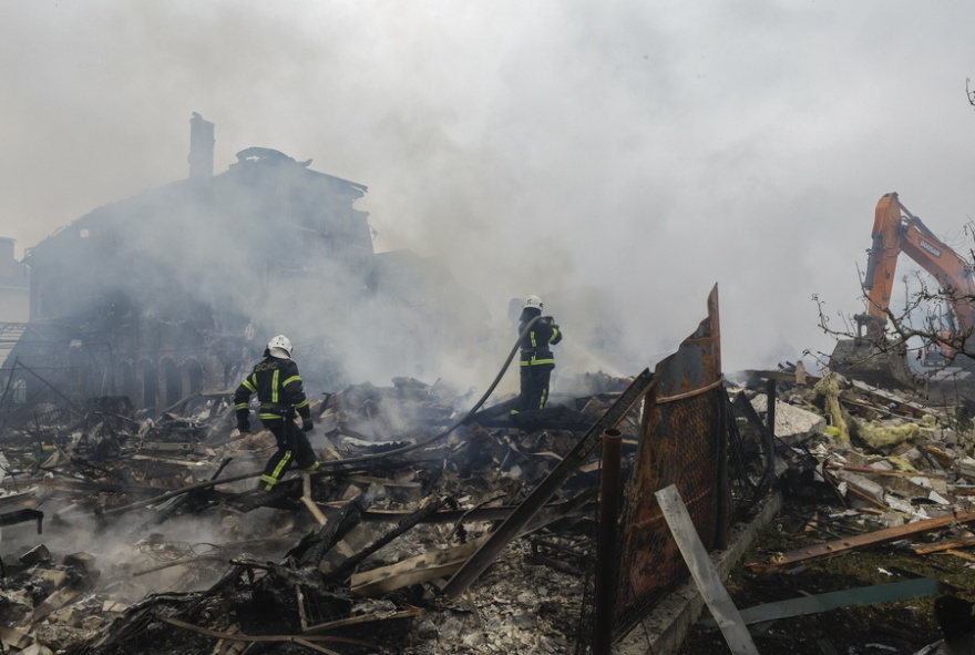 «Κατάφωρη παραβίαση» κάθε συνθήκης λέει ο απεσταλμένος του Τραμπ για το ρωσικό σφυροκόπημα στην Ουκρανία