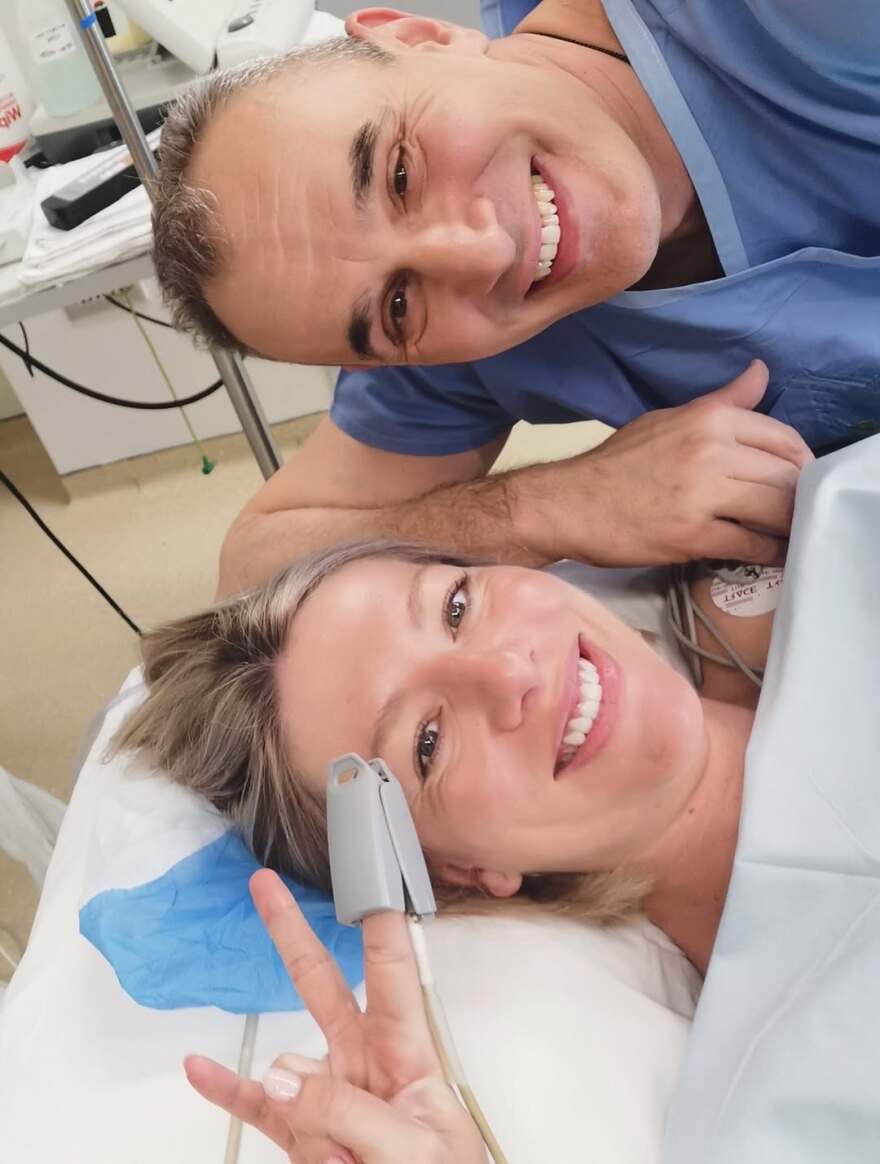 Ελένη Χαμπέρη: Πήρε εξιτήριο - «Κάποιες στιγμές δεν περιγράφονται με λόγια» δήλωσε για τον ερχομό της κόρης της