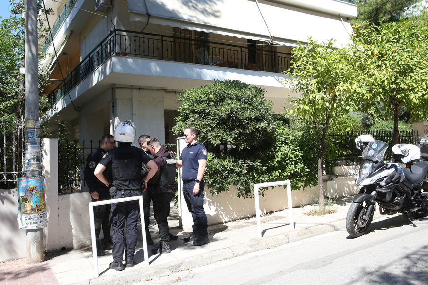 Γιος σκότωσε με μαχαίρι τη μητέρα του στο Χαϊδάρι - Ειδοποίησε ο ίδιος την Αστυνομία