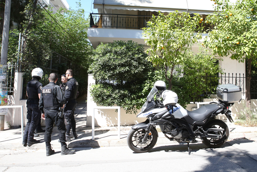 Γιος σκότωσε με μαχαίρι τη μητέρα του στο Χαϊδάρι - Ειδοποίησε ο ίδιος την Αστυνομία