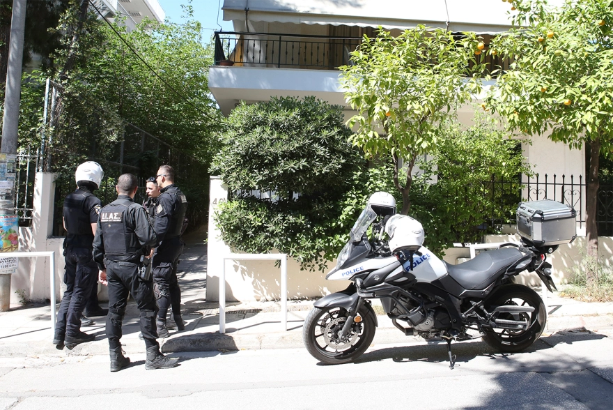 Γιος σκότωσε με μαχαίρι τη μητέρα του στο Χαϊδάρι - Ειδοποίησε ο ίδιος την Αστυνομία