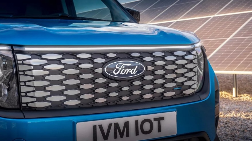 Δείτε από κοντά το Ford E-Transit Courier 