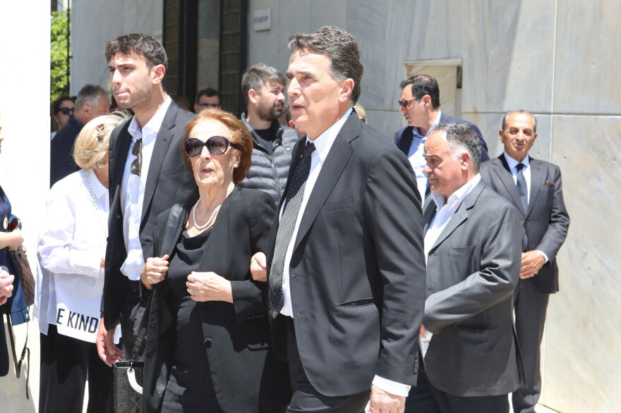 Χρήστος Ροκόφυλλος: Αυτήν την ώρα η κηδεία του πρώην υπουργού του ΠΑΣΟΚ