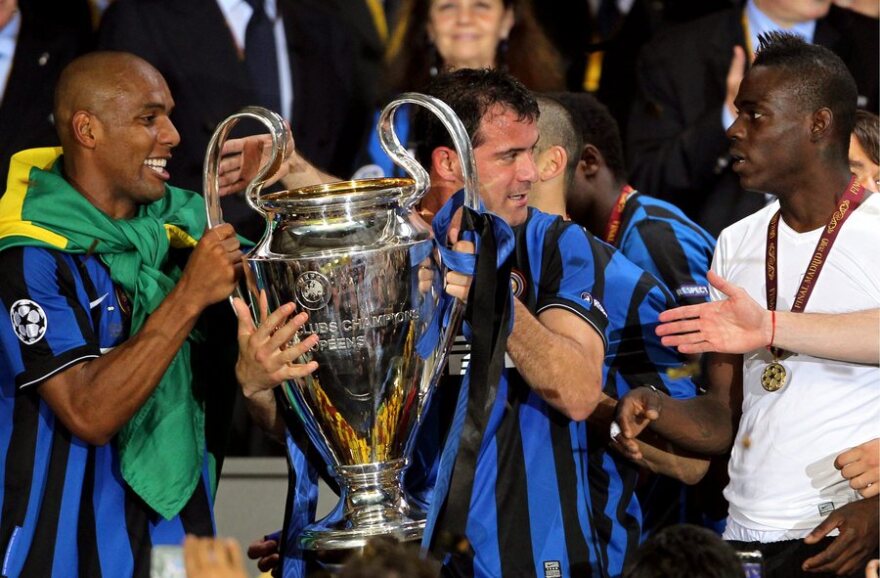 Champions League: Η Ίντερ του Χερέρα και του Μουρίνιο με τις 3 κούπες και η αποτυχημένη προσπάθεια της Παρί στα χρόνια του Covid-19