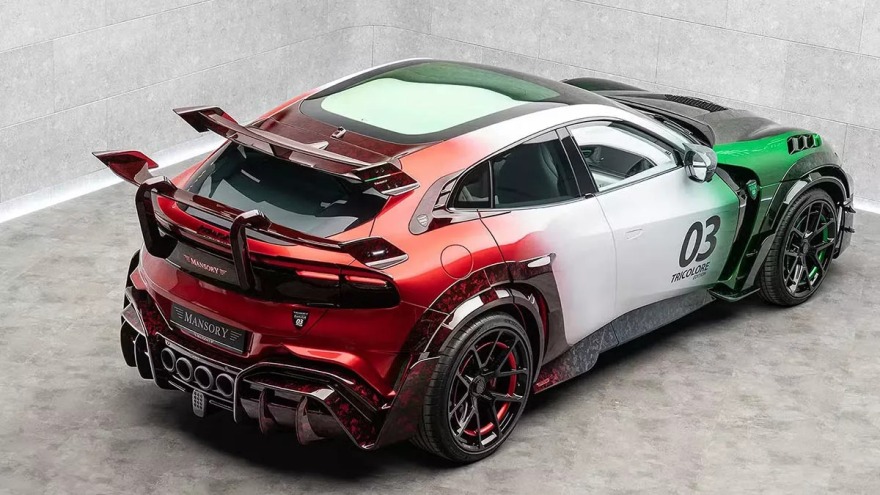 Η ακραία Ferrari Purosangue της Mansory